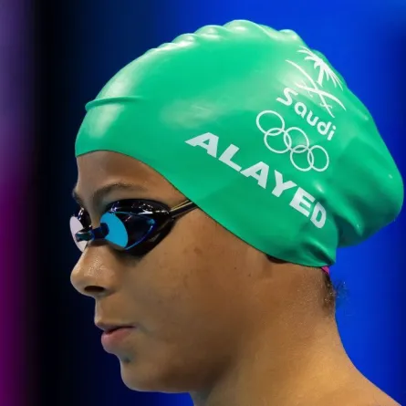 مشاعل العايد أول سباحة سعودية 