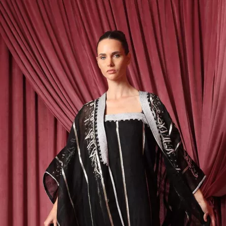 عباية من By Nouma - الصورة من حساب الماركة على إنستغرام