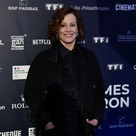 سيغورني ويفر في السينماتيك الفرنسية في باريس (Sigourney Weaver at the Cinematheque Francaise in Paris). مصدر الصورة: STEPHANE DE SAKUTIN / AFP