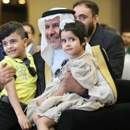 أعمال إنسانية