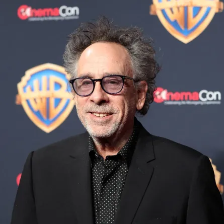 تيم بيرتون في قصر سيزار في لاس فيغاس، نيفادا (Tim Burton at Caesars Palace in Las Vegas, Nevada). مصدر الصورة:  Ronda Churchill / AFP