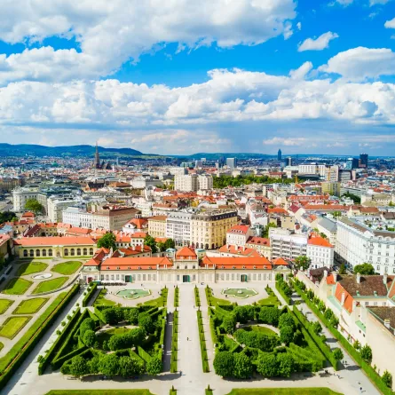 قصر بلفيدير هو مجمع بناء تاريخي في فيينا