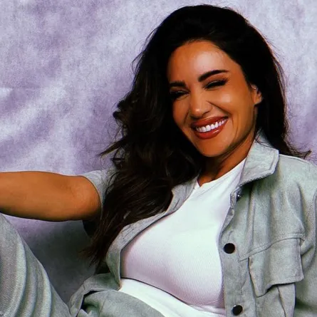 ديانا حداد تتصدر التريند بعد اقتراب أحدث أغانيها من المليون مشاهدة بعد أيام من طرحها