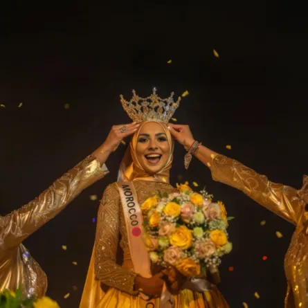 كنزة ليلي تتوج أول ملكة جمال للذكاء الاصطناعي في العالم