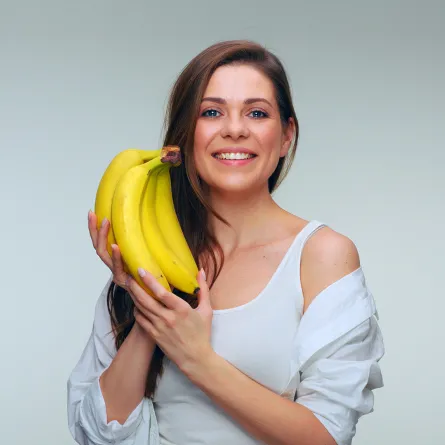 يحتوي الموز على العديد من الألياف والعناصر المهمة