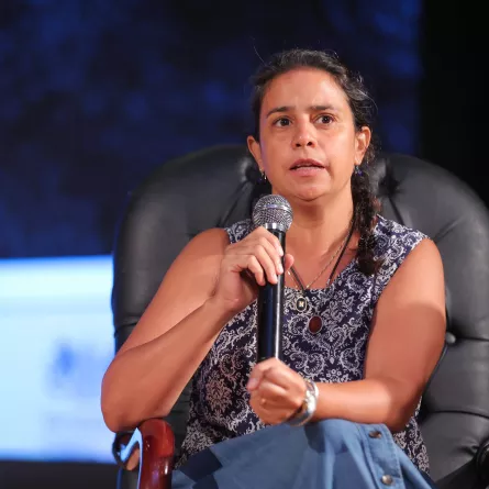 نادين خان - الصورة من المركز الإعلامي للملتقى