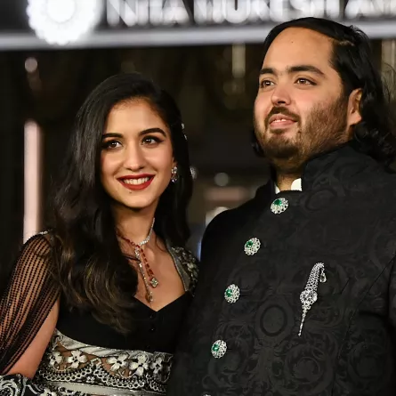 (مصدر الصورة: SUJIT JAISWAL / AFP) راديكا ميرشانت Radhika Merchant وأنانت أمباني Anant Ambani