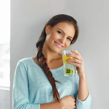 رجيم الماء والليمون لخسارة 4 كيلو في أسبوع  بإِشراف اختصاصية تغذية