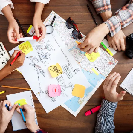 كيف يمكن للفرق الناشئة أن تستفيد من التعلُّم لتحقيق أهدافها بنجاح وبثقة؟