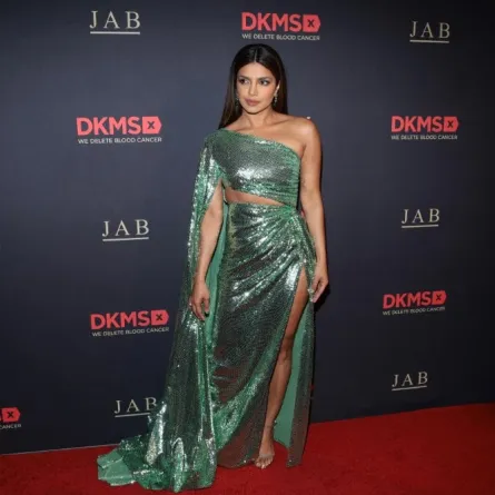 بريانكا شوبرا Priyanka Chopra- (مصدر الصورة Dimitrios Kambouris / Getty Images via AFP)