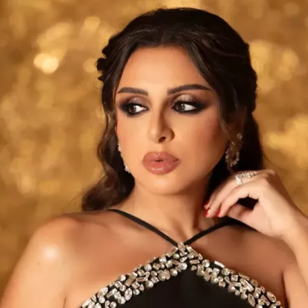 أنغام تروج لألبومها الغنائي الجديد