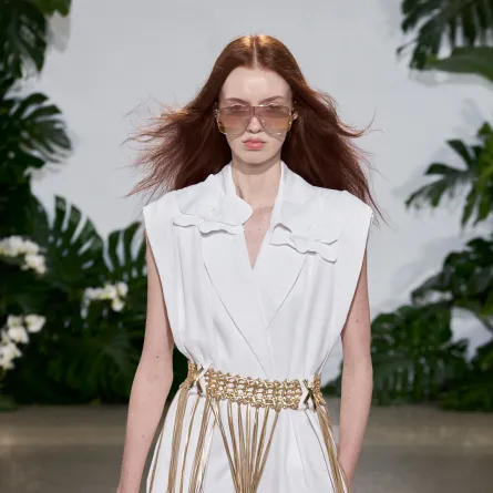 فستان من جيني Genny - الصورة من Launchmetrics/Spotlight ©