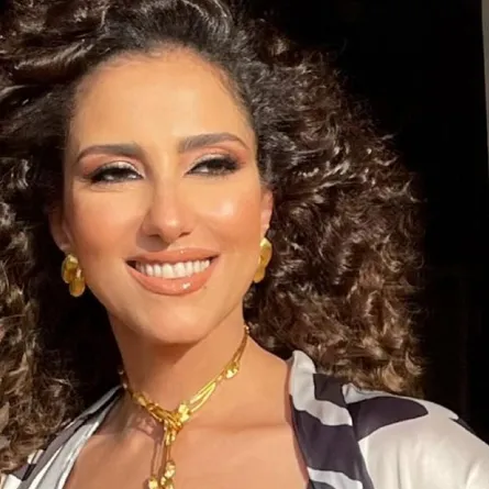 حنان مطاوع تشارك الجمهور بصورة من إجازتها في باريس