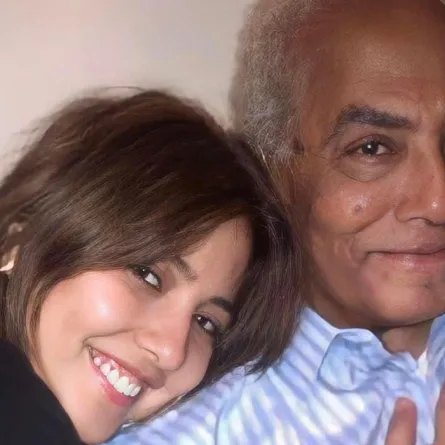 مي كساب مع والدها- الصورة من حسابها الخاص على إنستغرام