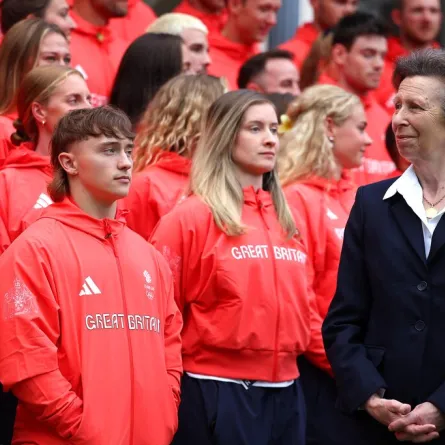 الأميرة آن Princess Anne في السفارة البريطانية (مصدر الصورة: Richard Pelham / POOL / AFP)