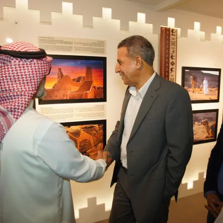 محافظ جرش يثني على الحرف السعودية في مهرجان جرش الثقافي الثامن والثلاثين