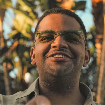 خالد المظفر- الصورة من حسابه على الإنستغرام