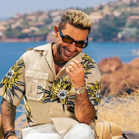 بوستر سعودي واسمر- الصورة من حساب أحمد سعد على إنستغرام