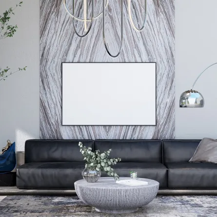 صالة منزلية مكسو جزء من جدارها بمادة بديلة عن الرخام