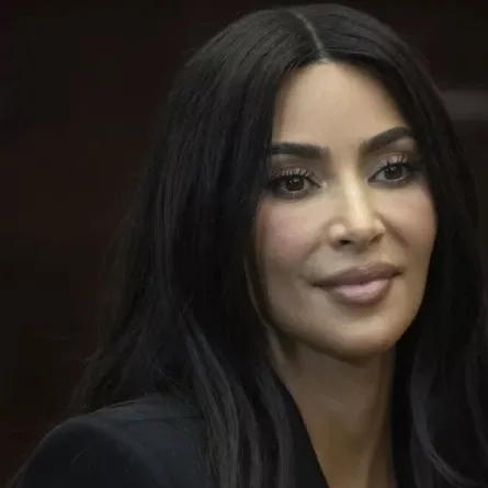كيم كارداشيان Kim Kardashian في البيت الأبيض (مصدر الصورة: Jim WATSON / AFP)