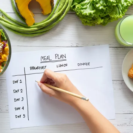 ضعف التمثيل الغذائي أو الأيض مع التقدُّم بالسن -Image by freepik