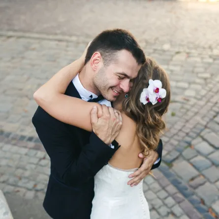  الزواج عن حب