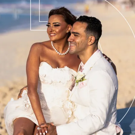 بشرى وزوجها خالد محمود حميدة - المصدر المكتب الإعلامي للفنانة بشرى