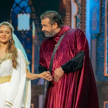 كريم عبدالعزيز ونيللي كريم من مسرحية السندباد- الصورة من حساب كريم عبدالعزيز على إنستغرام