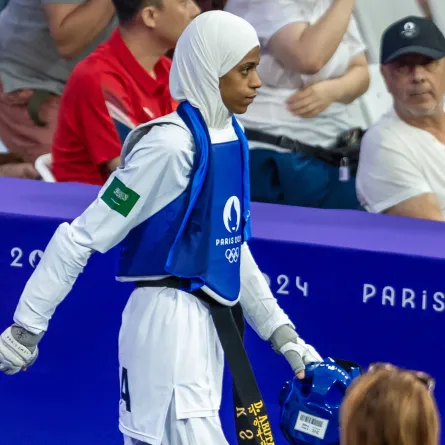 دنيا أبوطالب 