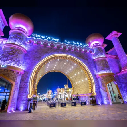 القرية العالمية في دبي. الصورة من wam