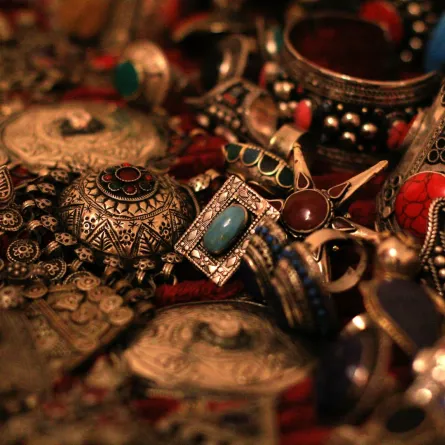 العثور على مجوهرات عمرها 3000 عام  تعود للعصر البرونزي