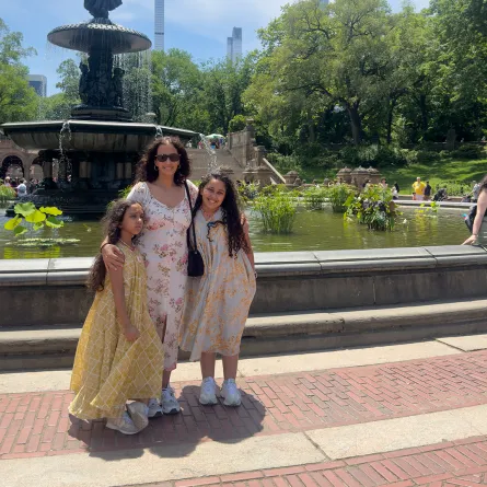 يوم مع المصمّمة الكويتية بزّة الزومان 