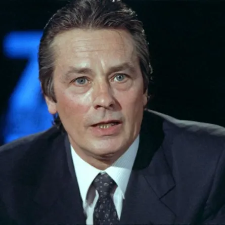 آلان ديلون من مقابلة تلفزيونية – مصدر الصورة DERRICK CEYRAC / AFP