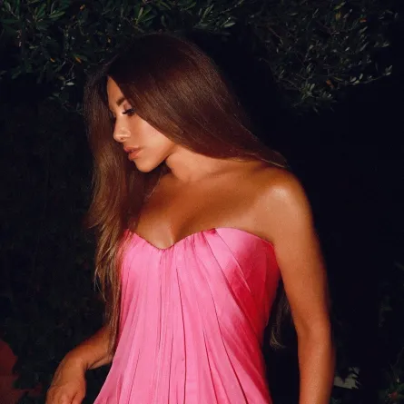 نجوى كرم- الصورة من حسابها على الفيسبوك