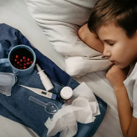 صورة طفل مريض