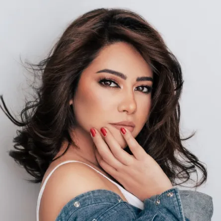الفنانة شيرين عبد الوهاب