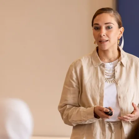 فاطمة البنوي - الصورة من حسابها على الفيس بوك