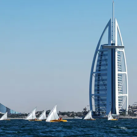 انطلاقة موسم دبي البحري الجديد. الصورة من الحساب الرسمي لنادي دبي للرياضات البحرية على منصة x