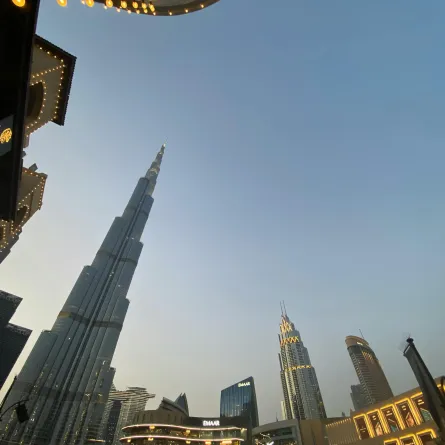 الإمارات الثالثة عالمياً بعدد ناطحات السحاب بينها الأطول من نوعها في العالم - الصورة من pexels by peng nana