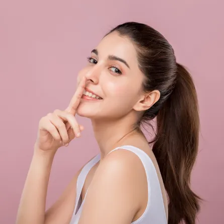  ماسكات طبيعية لبشرة مشرقة قبل الدوام الجامعي