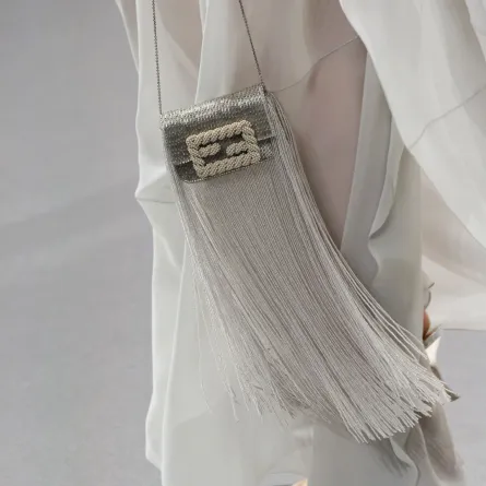 حقيبة من فندي Fendi -الصورة من Launchmetrics/Spotlight ©