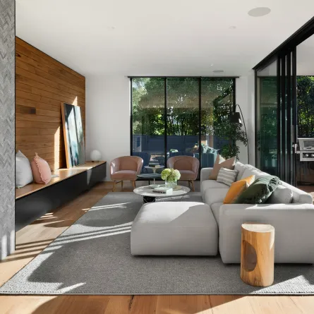 ديكور منفذ بالخشب، في الصالة المنزلية 