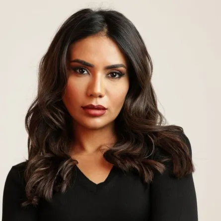 الفنانة لبنى عبدالعزيز- الصورة من صفحتها على إنستغرام