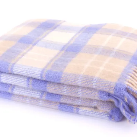 بطانية من الصوف الناعم 