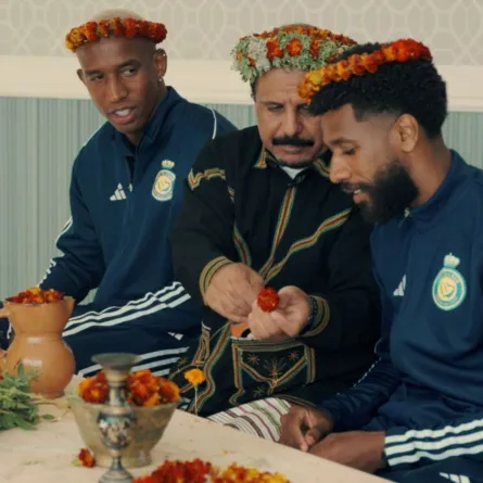نجوم كرة القدم السعودية في منافسات حماسية تهدف إلى الترويج للثقافة والتراث السعودي