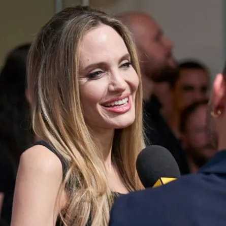 أنجلينا جولي Angelina Jolie في مهرجان تورونتو السينمائي (مصدر الصورة: Geoff Robins / AFP)