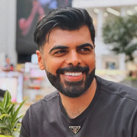 محمد النشمي -الصورة من حسابه على الانستغرام