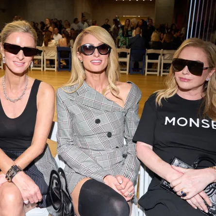 باريس هيلتون في عرض أزياء Monse- مصدر الصورة Launchmetrics/Spotlight ©