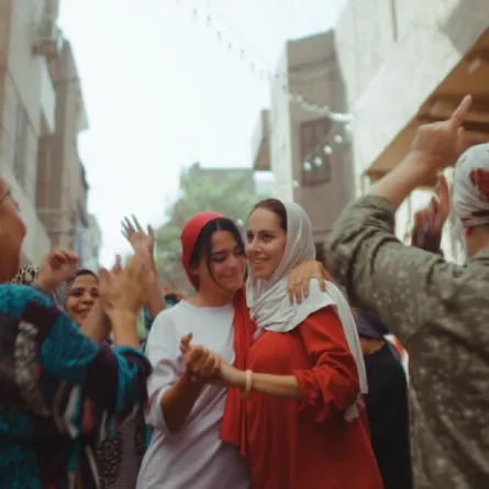 فيلم الفستان الأبيض