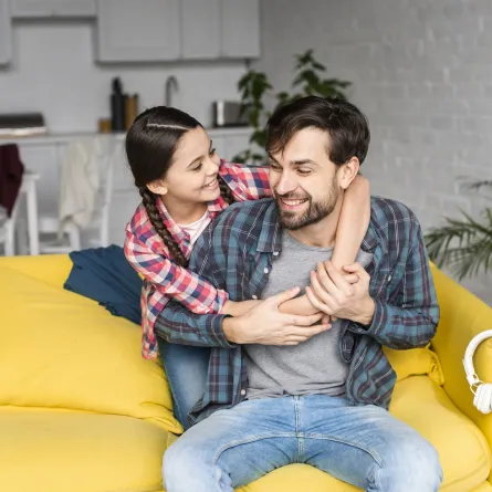 صورة لأب مع ابنته